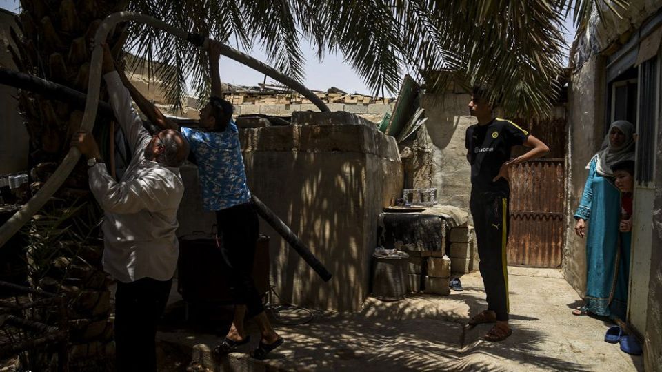 غیزانیه در رنج بی آبی