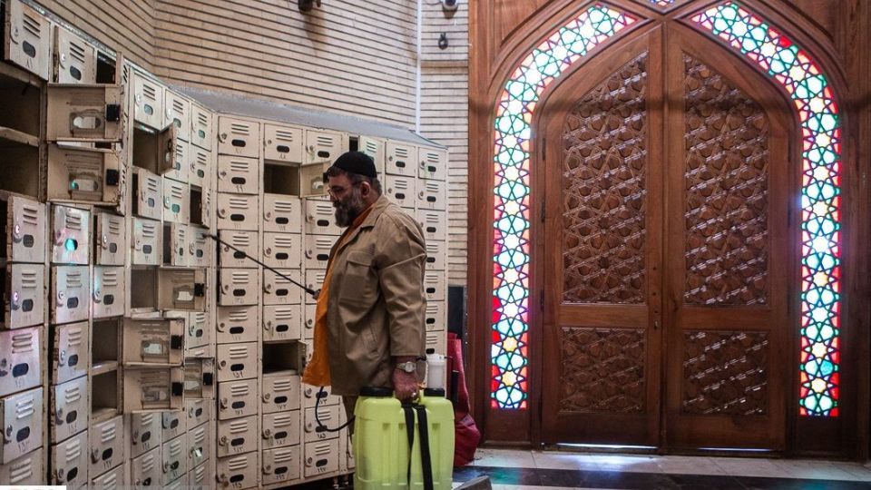 بازگشایی مساجد بعد از ۷۴ روز