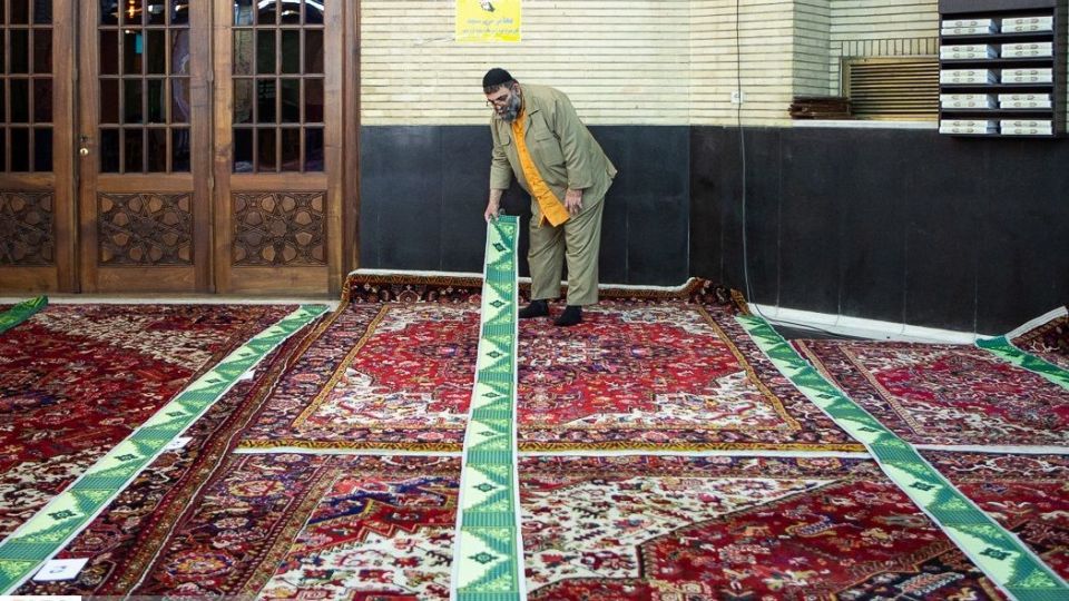 بازگشایی مساجد بعد از ۷۴ روز