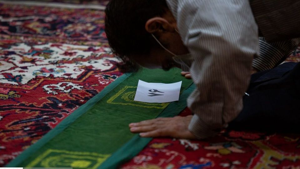 بازگشایی مساجد بعد از ۷۴ روز