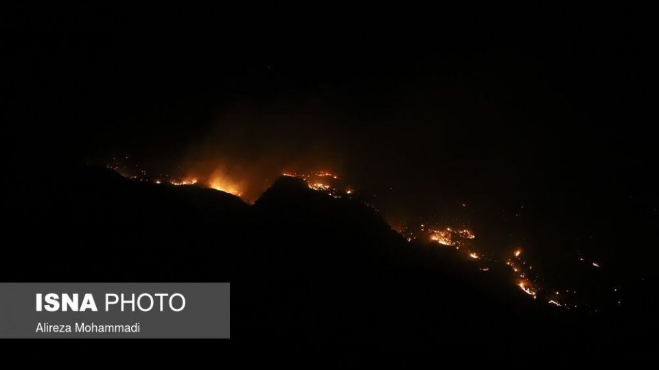 آتش بر جان خاییز