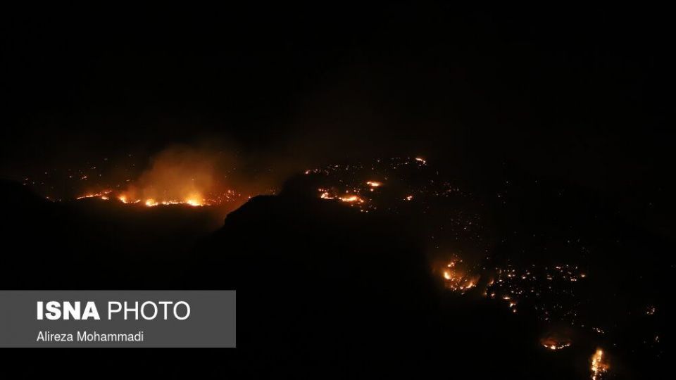 آتش بر جان خاییز