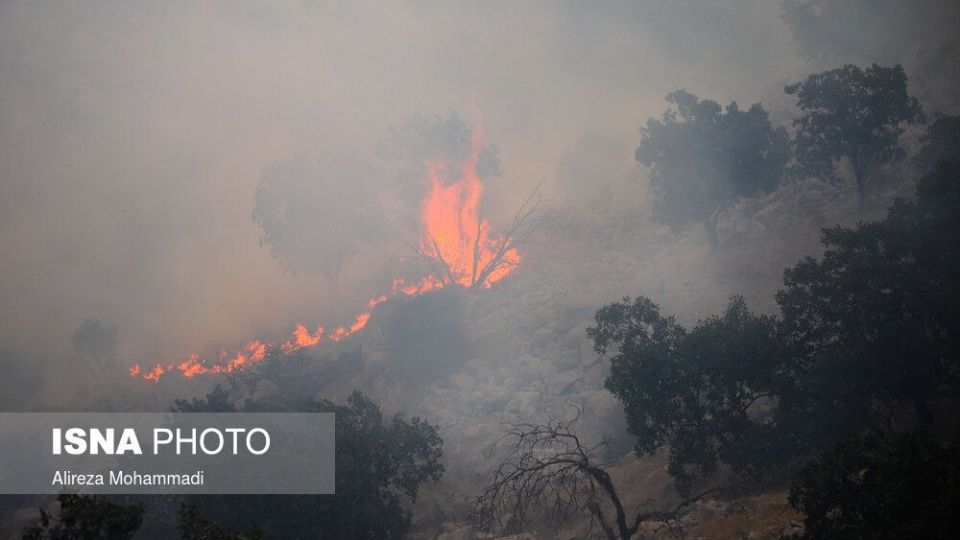 آتش بر جان خاییز