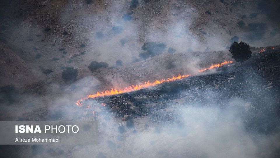 آتش بر جان خاییز