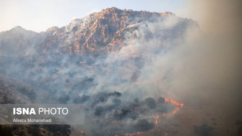 آتش بر جان خاییز