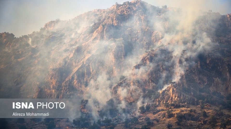 آتش بر جان خاییز