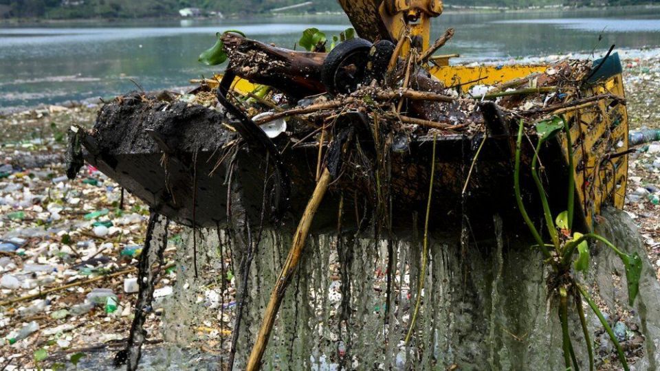 جمع‌آوری زباله‌های شناور در گواتمالا