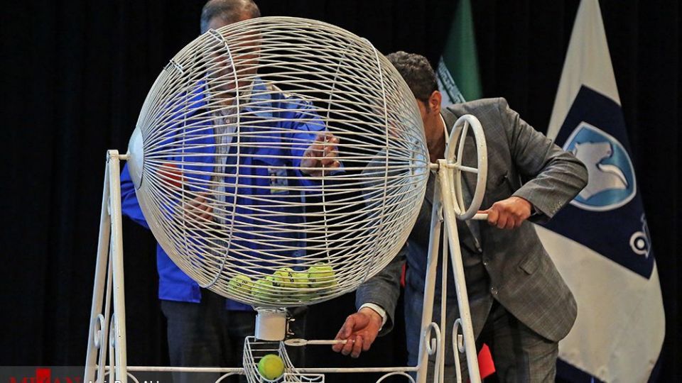 مراسم قرعه‌کشی فروش فوق‌العاده محصولات ایران خودرو