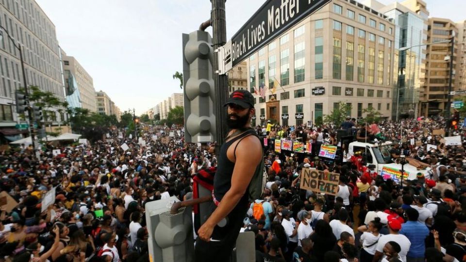 ادامه اعتراضات و خشونت پلیس در آمریکا