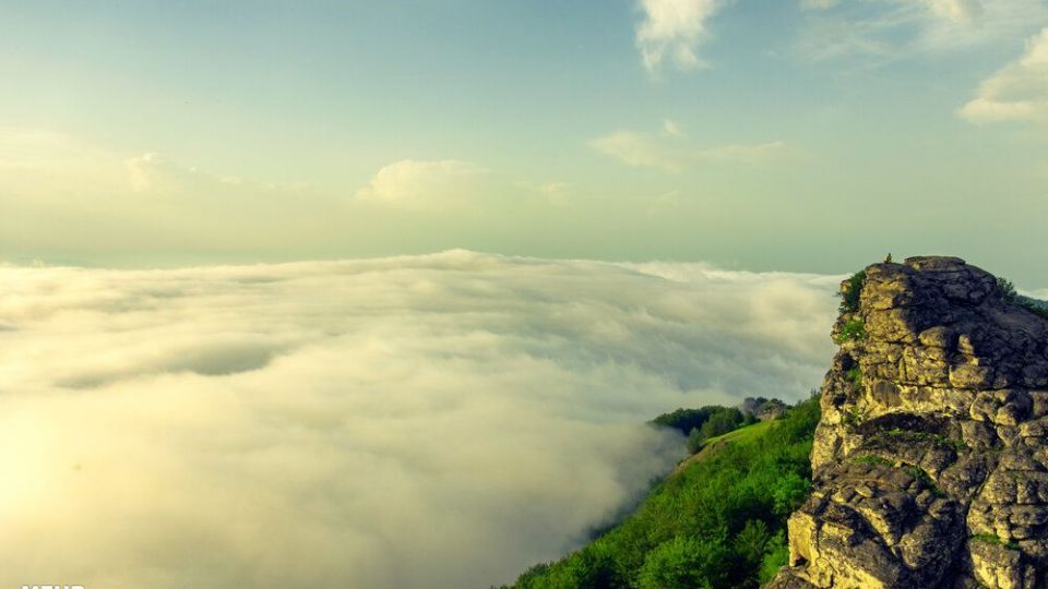 طبیعت دریاچه سوها تا آبشار لاتون