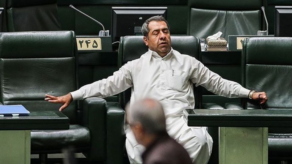 لابی برای جذب «درازهی» در دانشگاه لابی برای جذب «درازهی» در دانشگاه