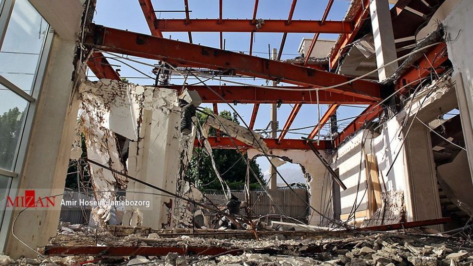 اجرای حکم تخریب ساختمان غیر مجاز ویلای شبنم نعمت‌زاده