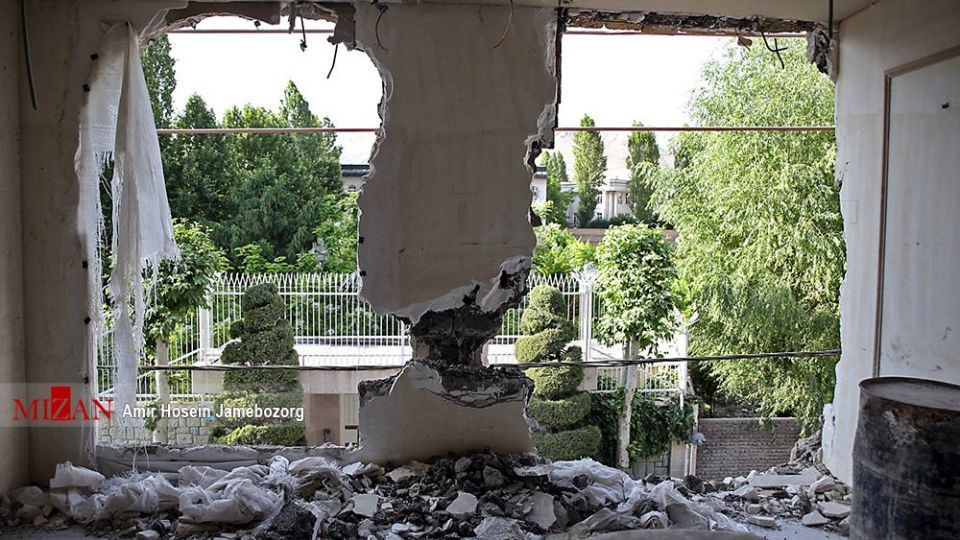 اجرای حکم تخریب ساختمان غیر مجاز ویلای شبنم نعمت‌زاده