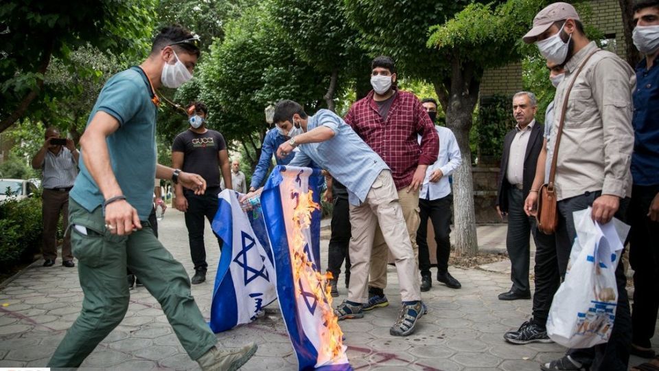 تجمع اعتراضی مقابل سفارت ارمنستان