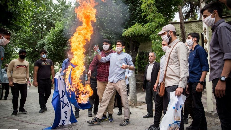 تجمع اعتراضی مقابل سفارت ارمنستان