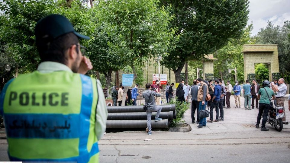 تجمع اعتراضی مقابل سفارت ارمنستان