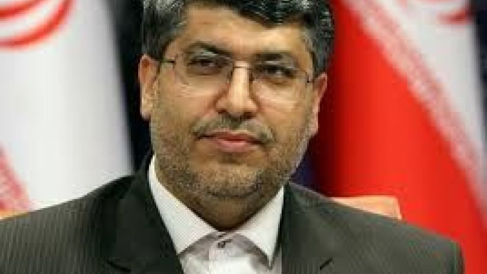 دلایل یک نماینده برای رد اعتبار نامه تاج گردون/از مدرک تحصیلی غیر معتبر تا نقش در پرونده بانک سرمایه دلایل یک نماینده برای رد اعتبار نامه تاج گردون/از مدرک تحصیلی غیر معتبر تا نقش در پرونده بانک سرمایه