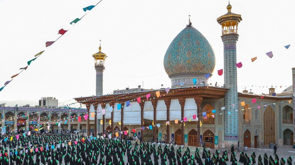 روز بزرگداشت شاهچراغ روز بزرگداشت شاهچراغ