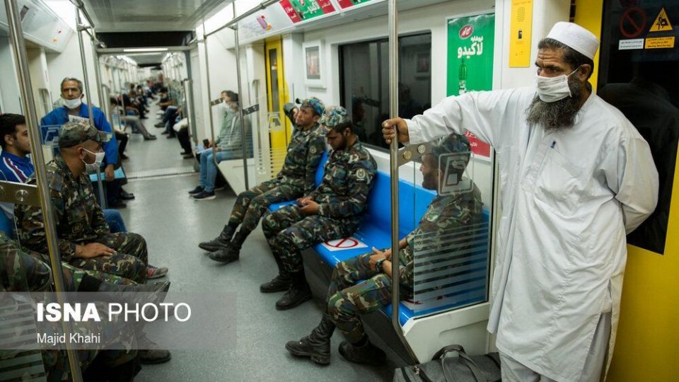 متروی تهران در روزهای «ماسک اجباری»