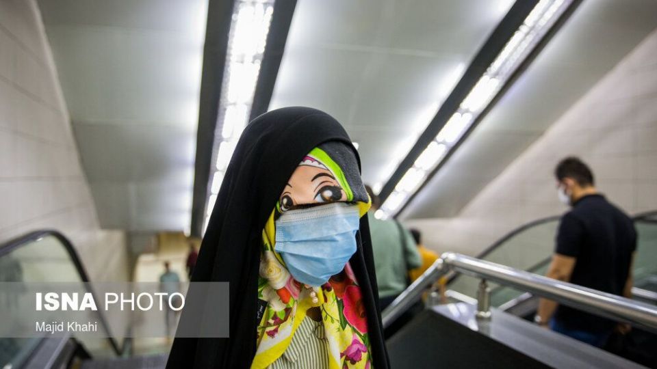 متروی تهران در روزهای «ماسک اجباری»