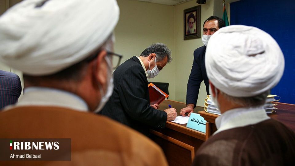 دادگاه اخلال ارزی ۶۰ میلیون یورویی