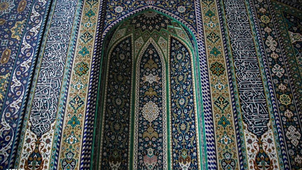 شکوه معماری اسلامی ایرانی در مسجد اعظم قم