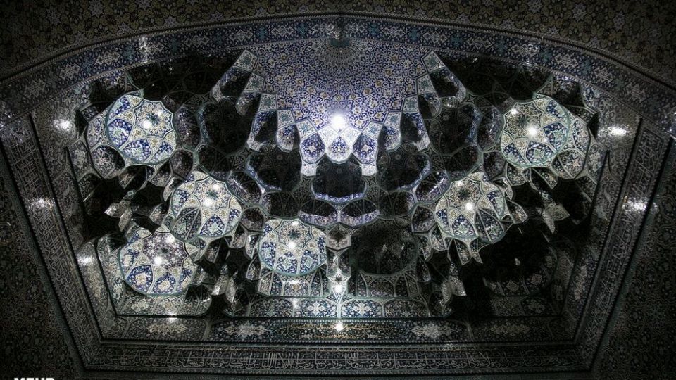 شکوه معماری اسلامی ایرانی در مسجد اعظم قم