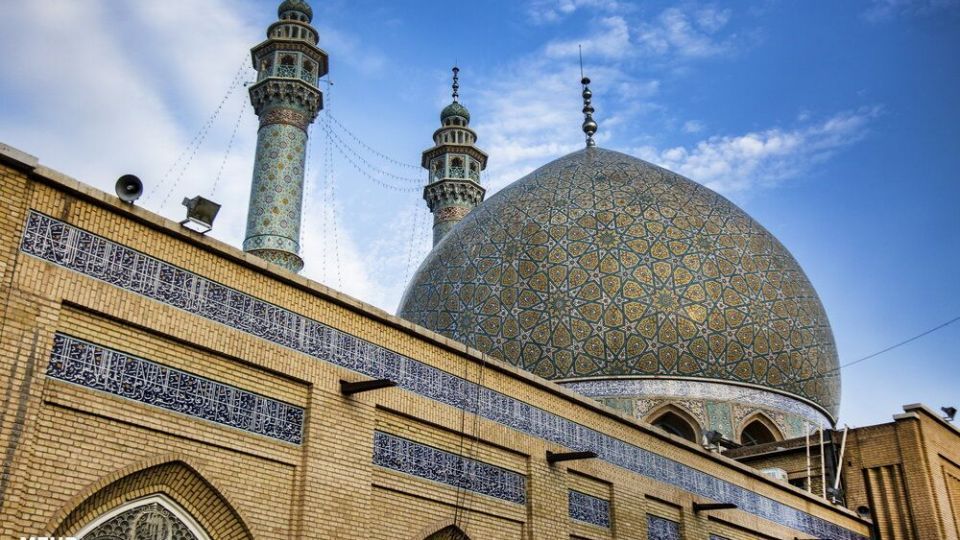 شکوه معماری اسلامی ایرانی در مسجد اعظم قم