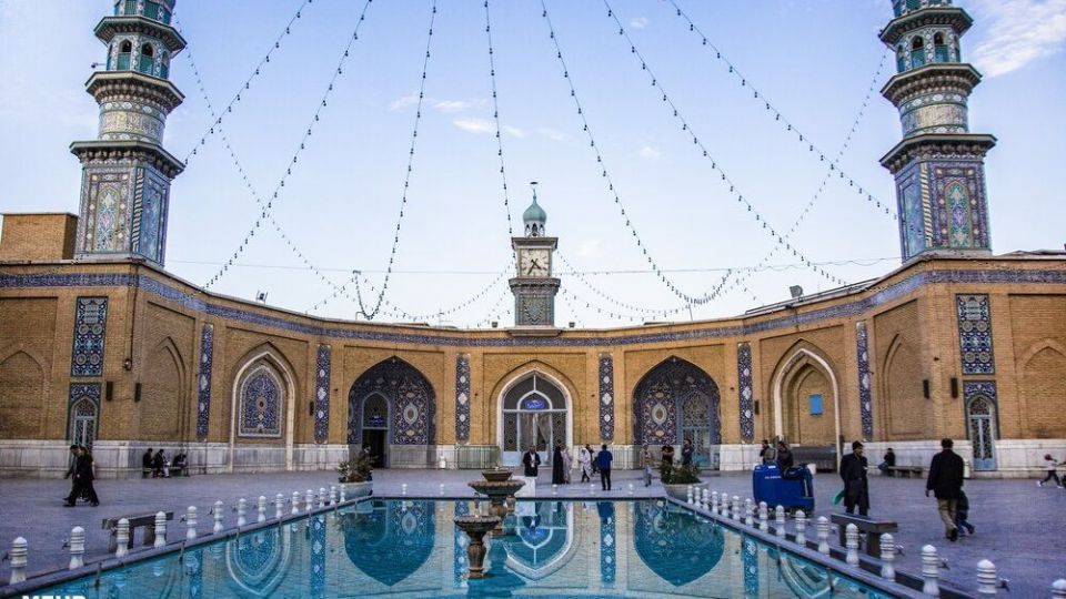 شکوه معماری اسلامی ایرانی در مسجد اعظم قم