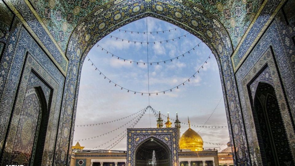 شکوه معماری اسلامی ایرانی در مسجد اعظم قم