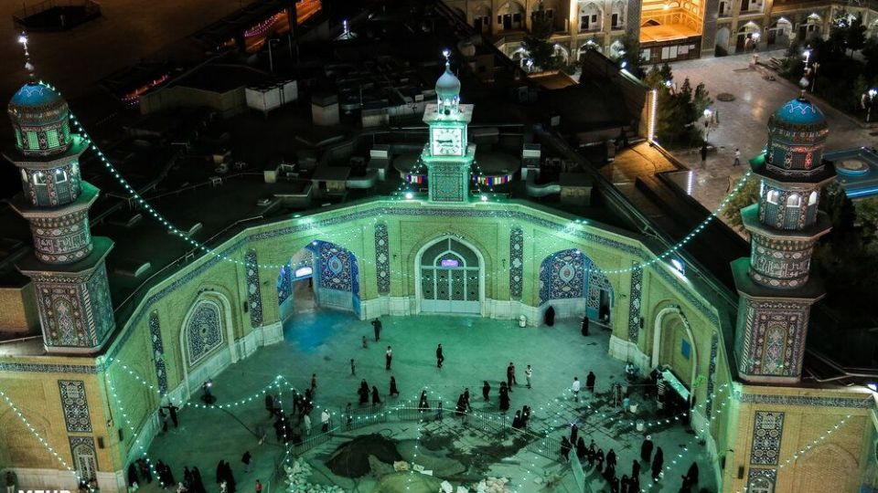 شکوه معماری اسلامی ایرانی در مسجد اعظم قم