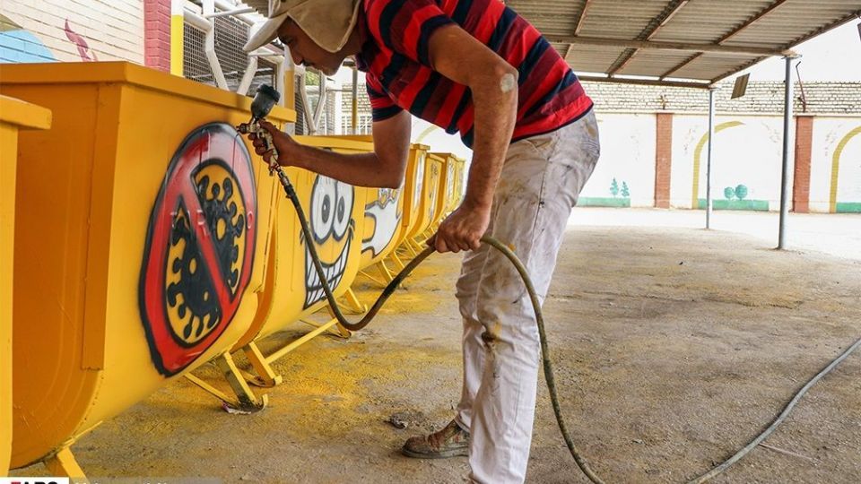 رنگ آمیزی ویژه سطل های زباله در اهواز