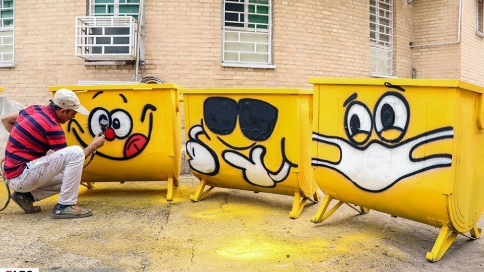رنگ آمیزی ویژه سطل های زباله در اهواز