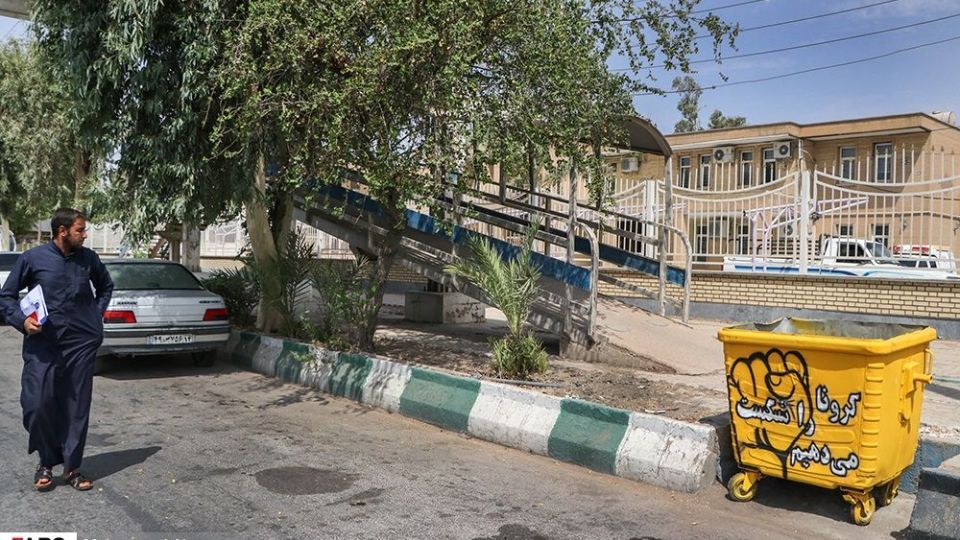 رنگ آمیزی ویژه سطل های زباله در اهواز