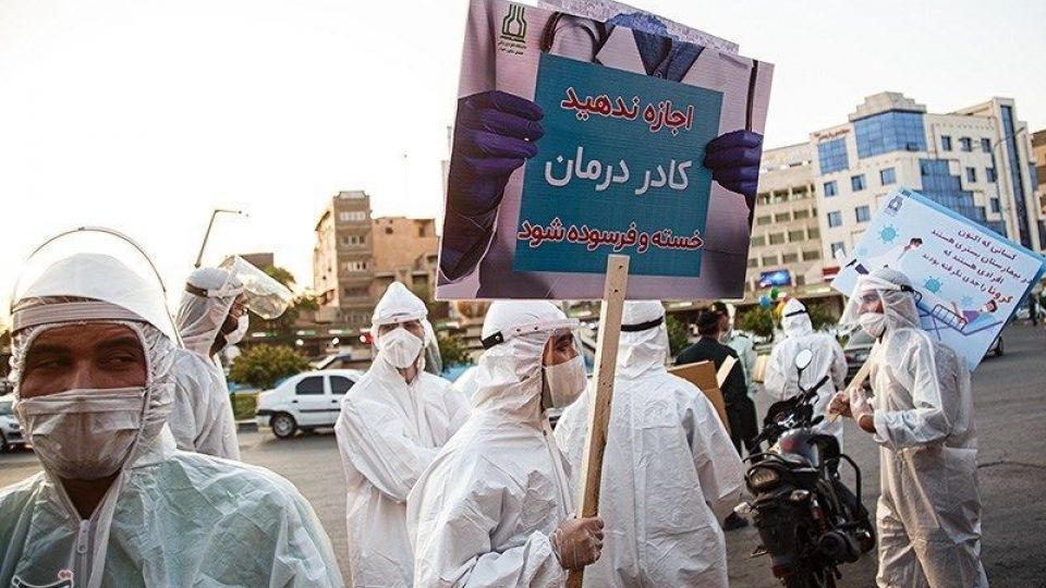  توزیع ماسک رایگان در اهواز 