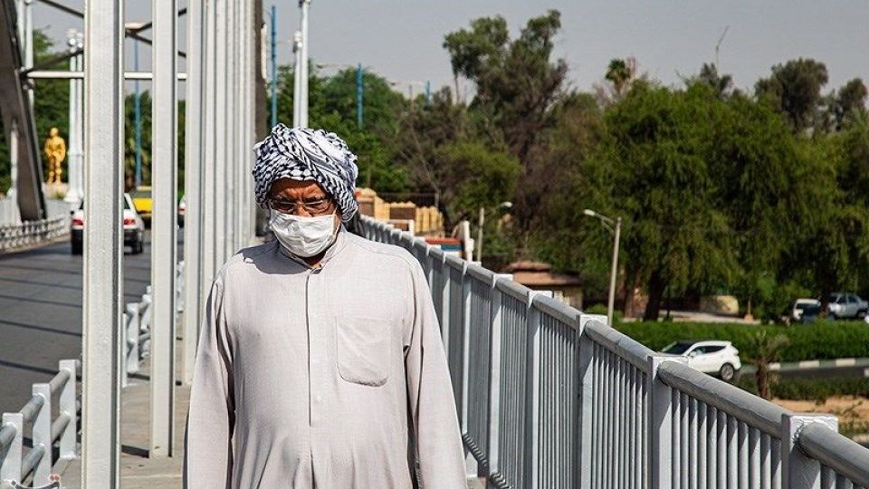  توزیع ماسک رایگان در اهواز 