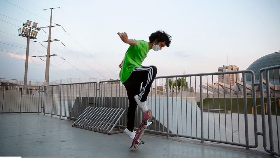 زندگی با ماسک