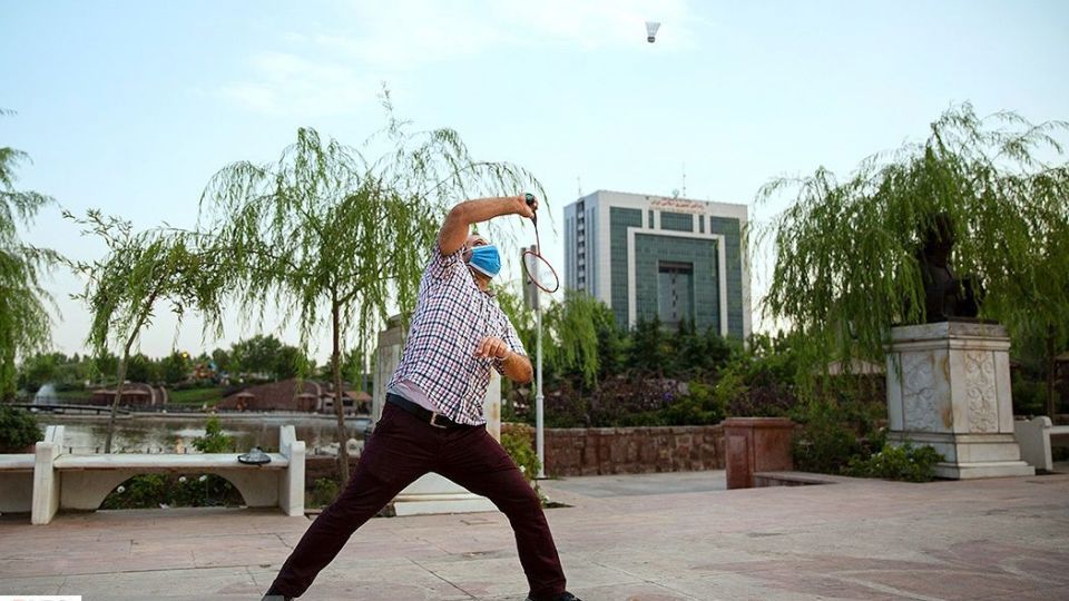 زندگی با ماسک