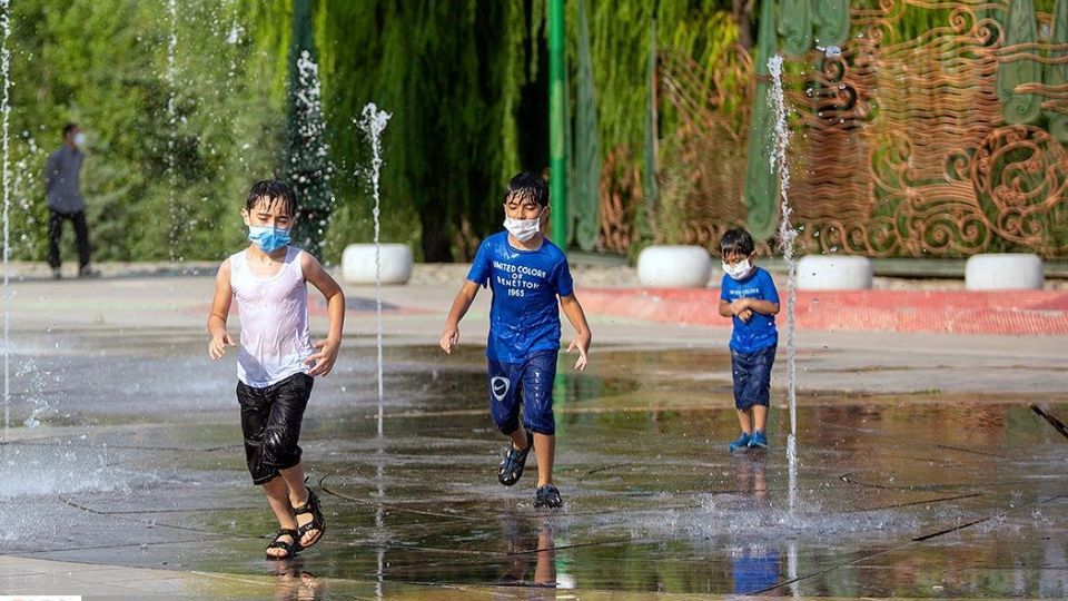 زندگی با ماسک