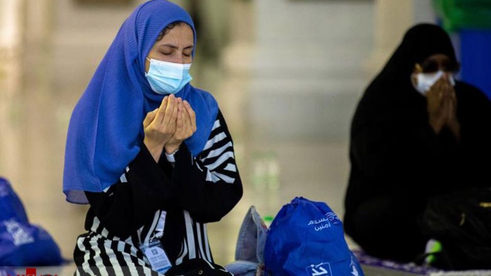 حال و هوای زائران خانه خدا