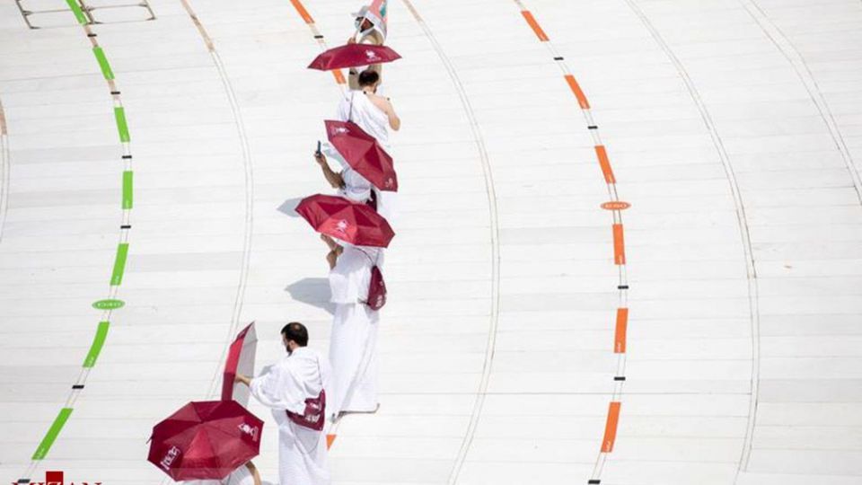 حال و هوای زائران خانه خدا