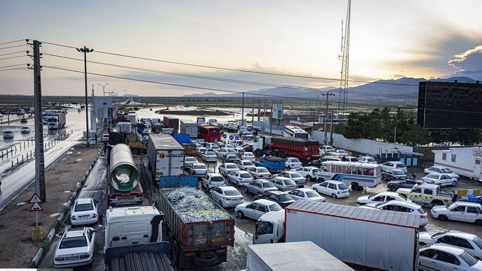 سیلاب و انسداد جاده مشهد- تهران