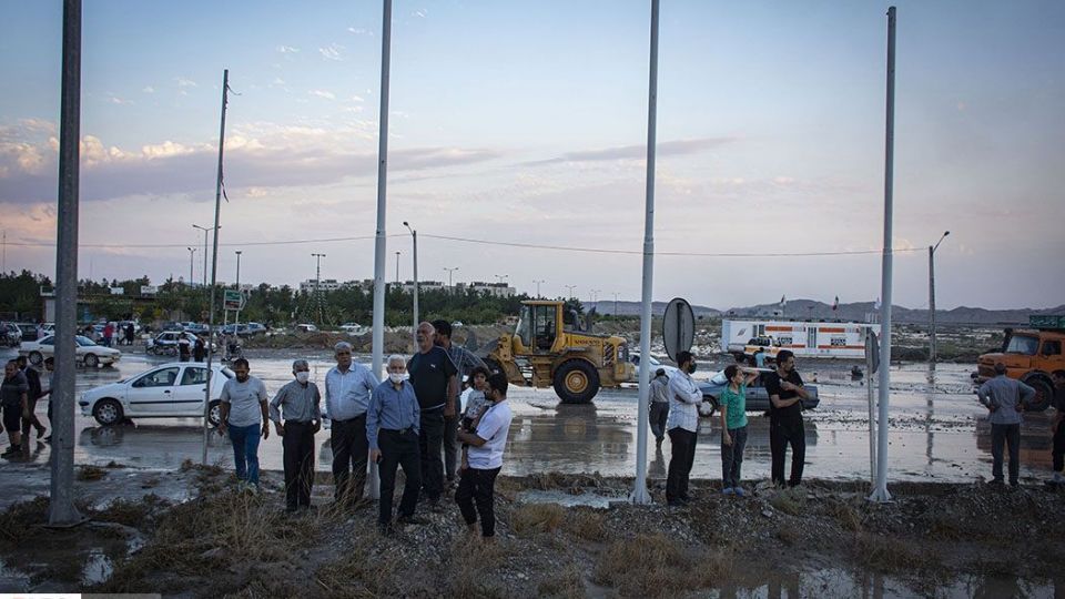 سیلاب و انسداد جاده مشهد- تهران