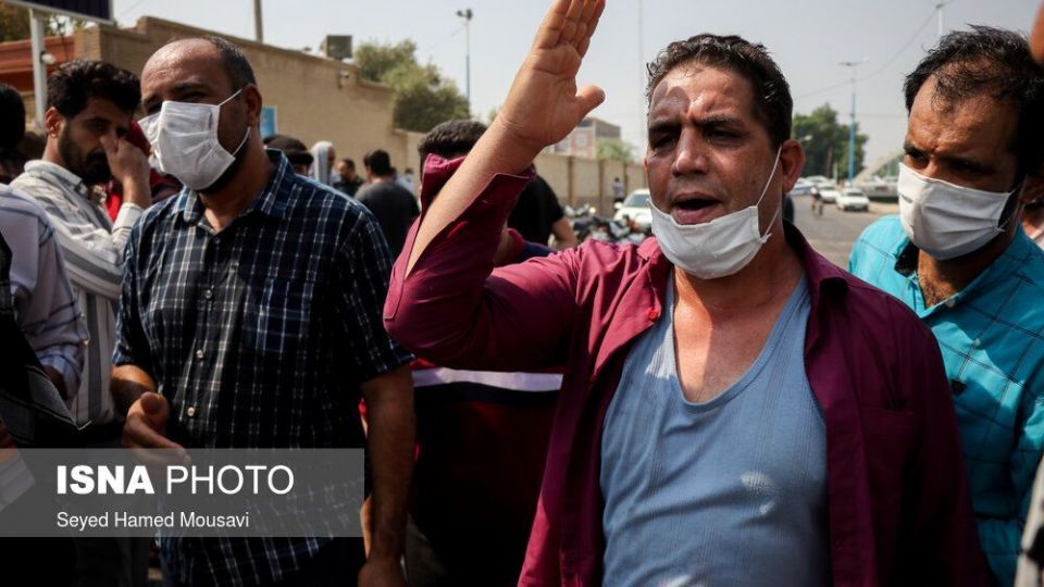 اعتراضات کارگران هفت‌تپه در حضور سه نماینده مجلس 