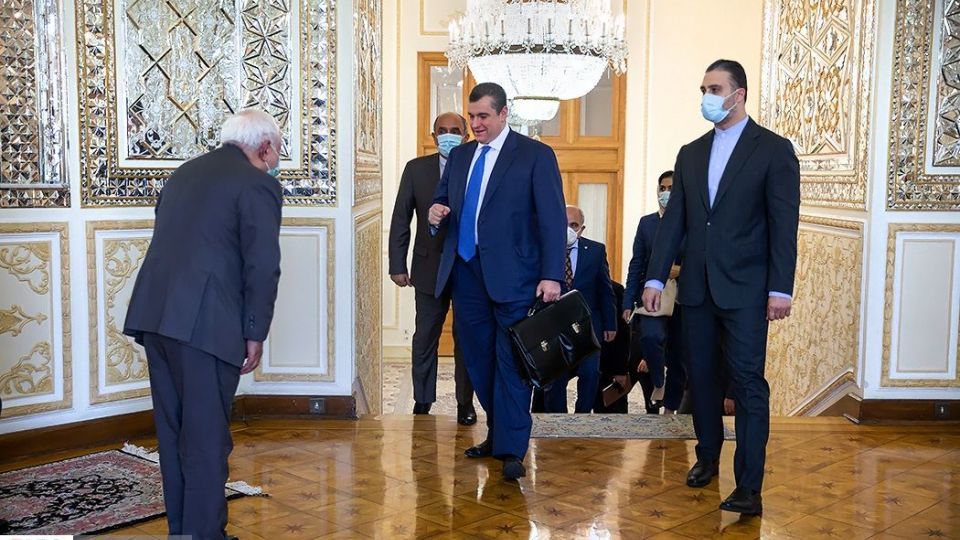 دیدار رئیس کمیته روابط خارجی دومای دولتی روسیه با وزیر امور خارجه