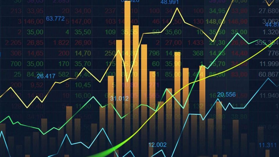 سرمایهگذاری در بورس بهتر است یا بانک؟ سرمایهگذاری در بورس بهتر است یا بانک؟