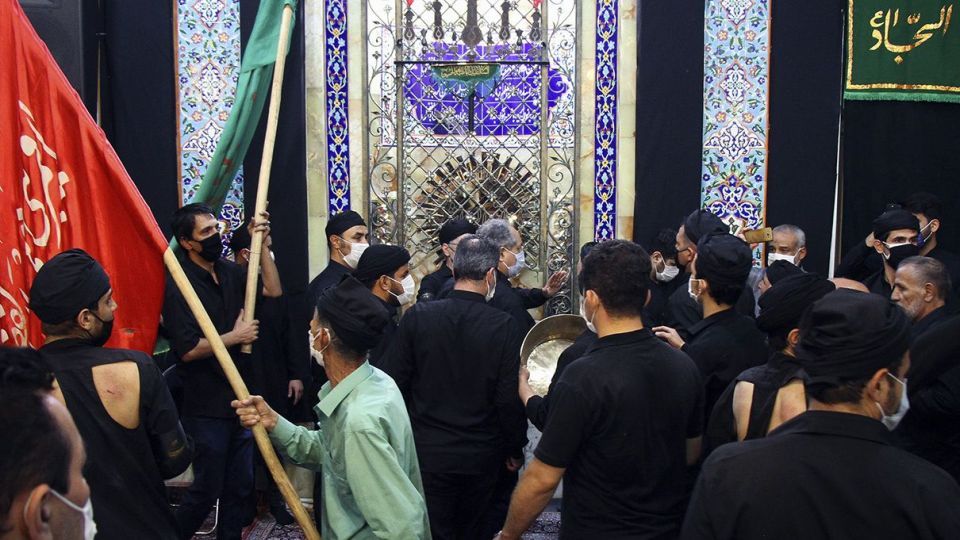 طشت گذاری مسجد مرکزی اردبیلی‌ها