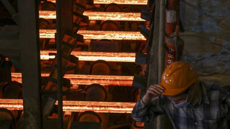 کاسبی مافیای بازار فولاد؛ سود ۱۶۰ میلیاردی فقط برای ۳ نفر! کاسبی مافیای بازار فولاد؛ سود ۱۶۰ میلیاردی فقط برای ۳ نفر!