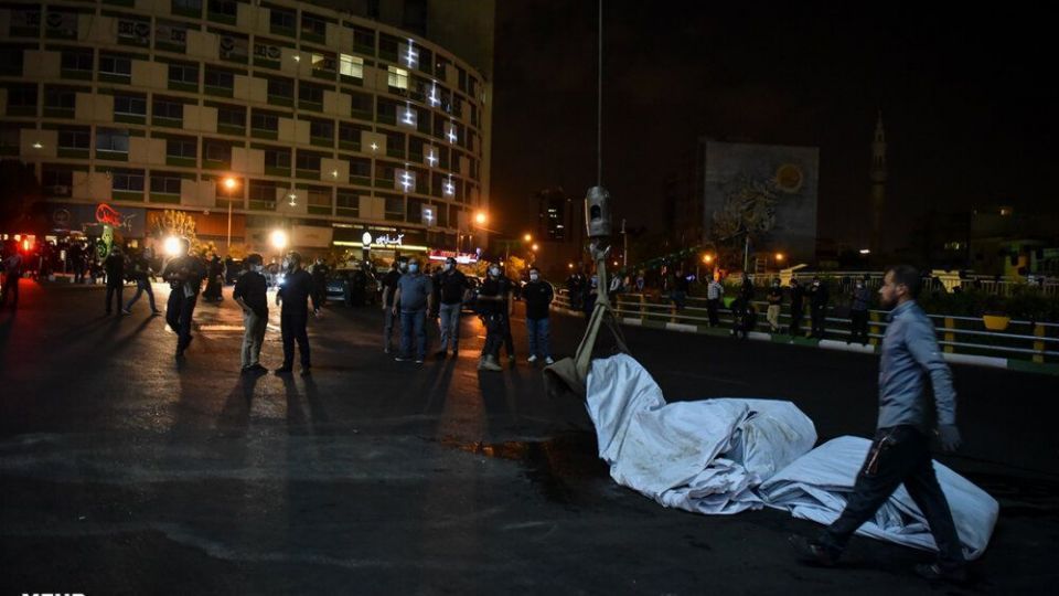 رونمایی از طرح جدید دیوارنگاره میدان ولیعصر (عج)