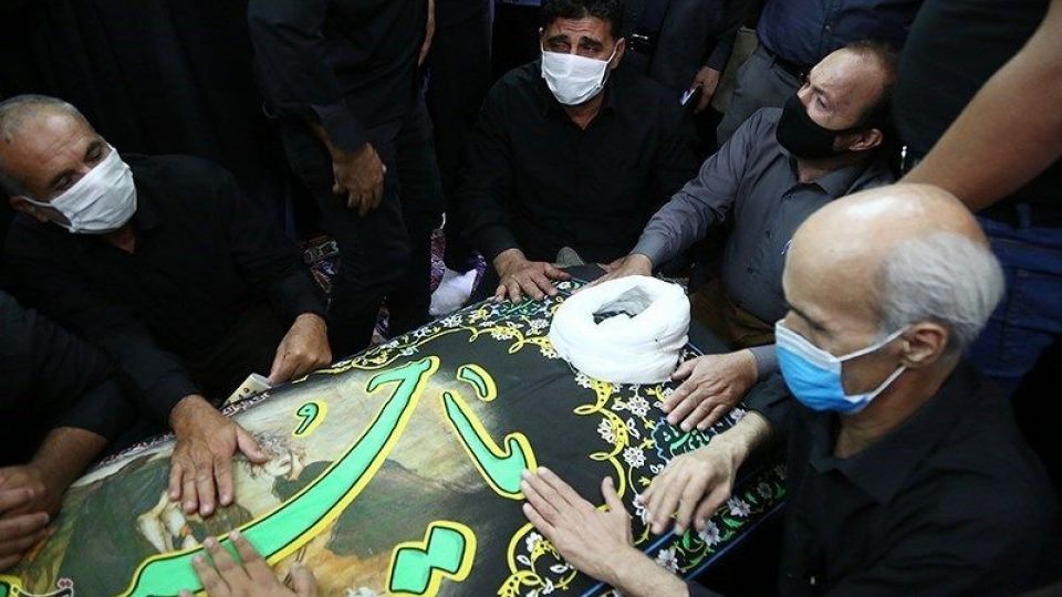 تشییع پیکر آیت‌الله صانعی در قم